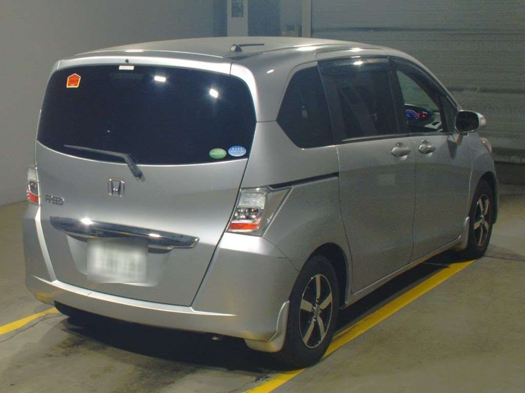 2012 Honda Freed GB3[1]