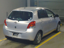 2010 Toyota Vitz