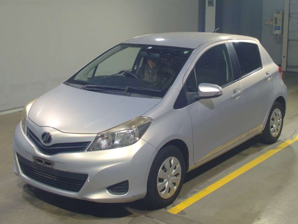 2012 Toyota Vitz NSP130[0]