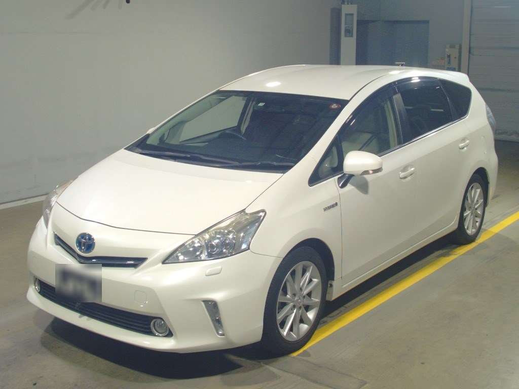 2012 Toyota Prius alpha ZVW41W[0]