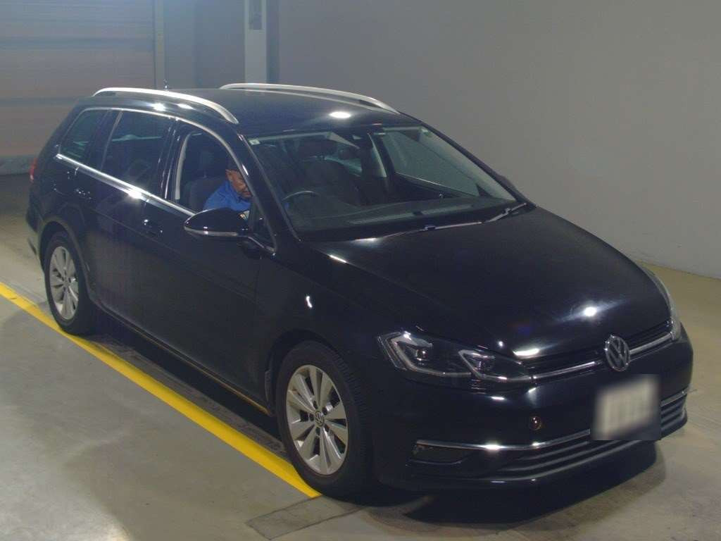 2017 Volkswagen Golf Variant AUCJZ[2]