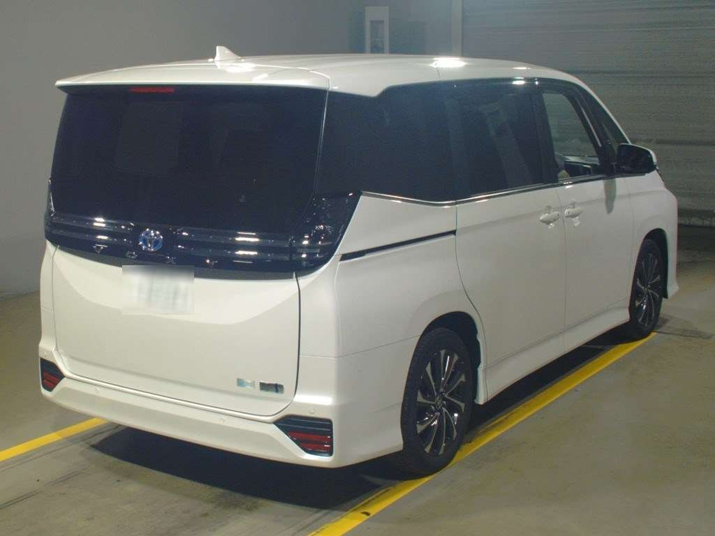 2024 Toyota Voxy ZWR90W[1]