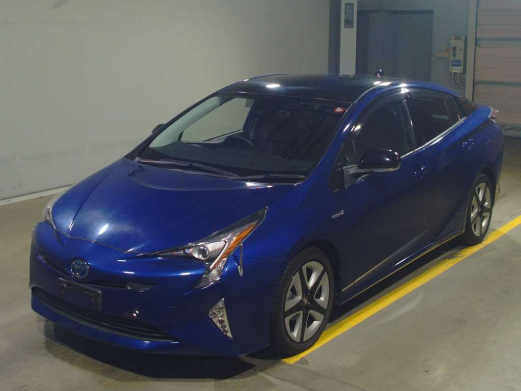 2018 Toyota Prius ZVW50[0]