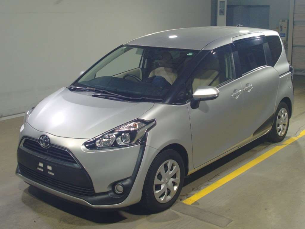 2016 Toyota Sienta NSP170G[0]