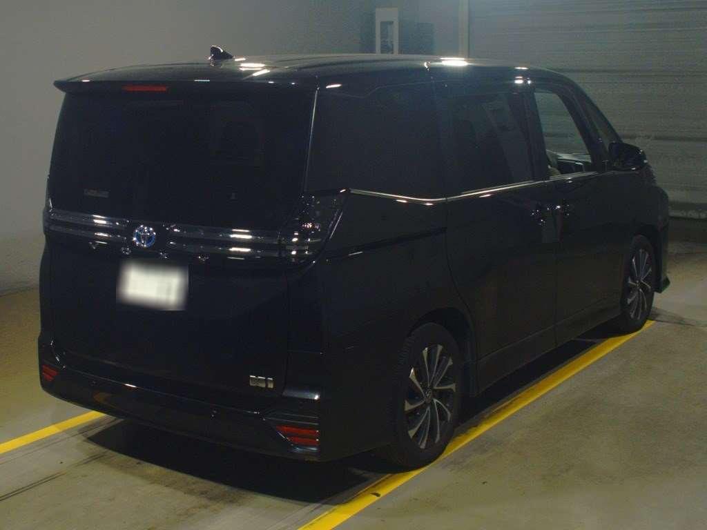 2023 Toyota Voxy ZWR90W[1]