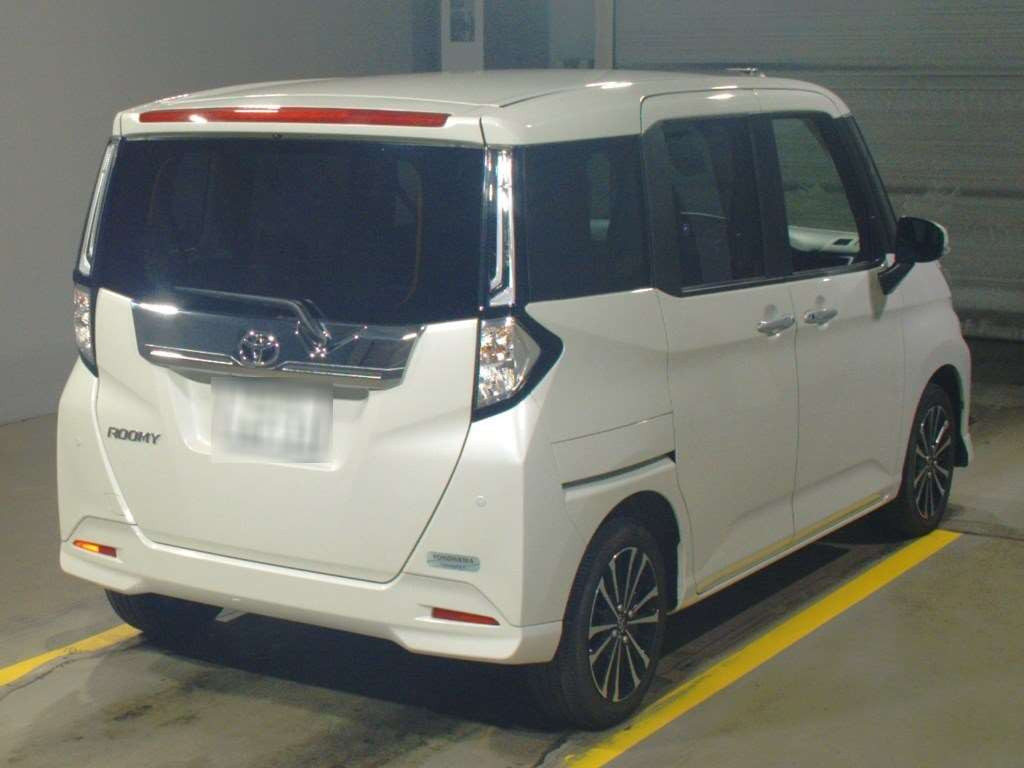 2021 Toyota Roomy M900A[1]