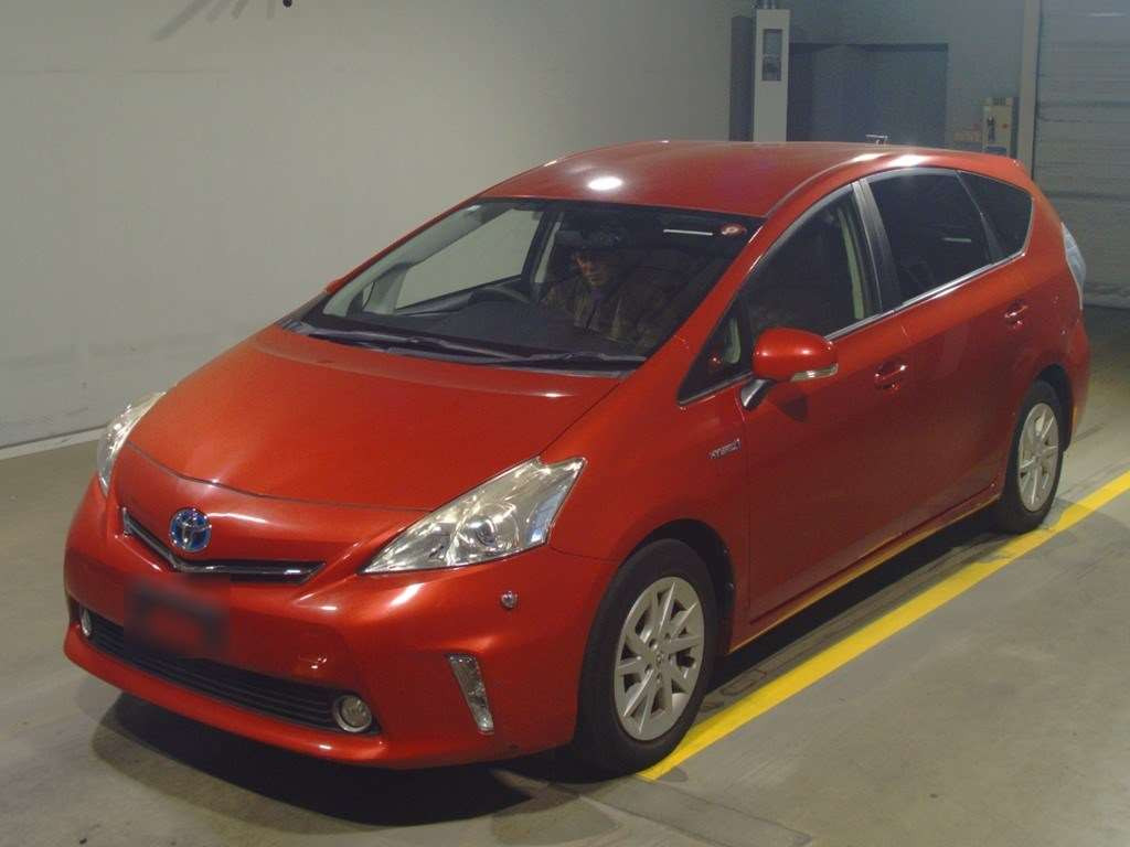 2014 Toyota Prius alpha ZVW41W[0]