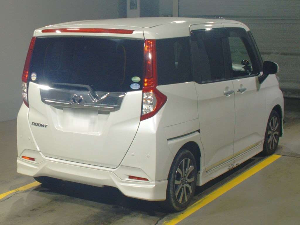 2019 Toyota Roomy M900A[1]