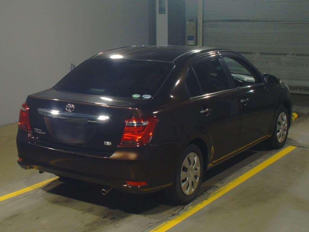 2015 Toyota Corolla Axio NRE161[1]