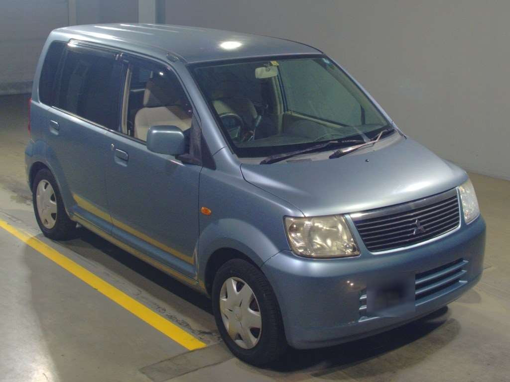 2005 Mitsubishi eK Wagon H81W[2]