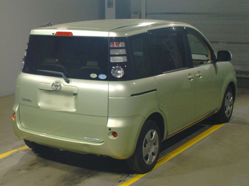 2009 Toyota Sienta NCP81G[1]