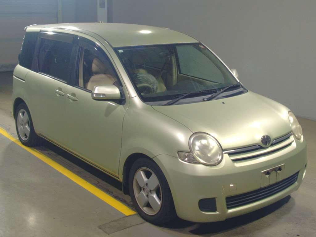 2008 Toyota Sienta NCP81G[2]