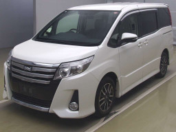 2014 Toyota Noah