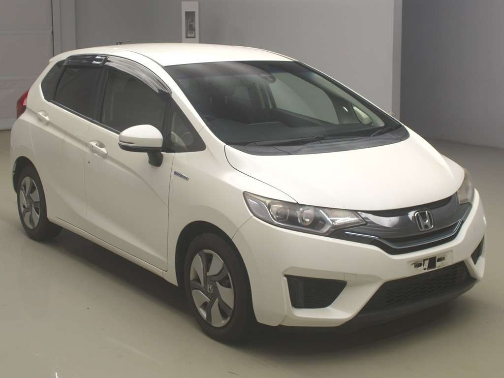 2014 Honda Fit Hybrid GP5[2]