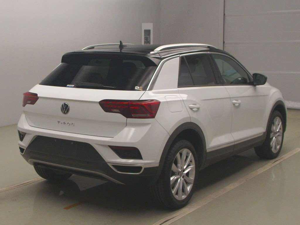 2022 Volkswagen T-Roc A1DFF[1]