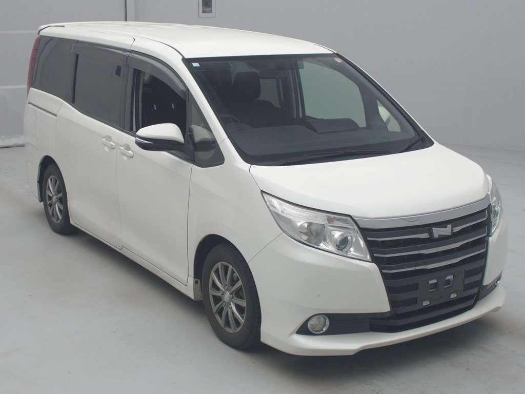 2016 Toyota Noah ZRR85G[2]