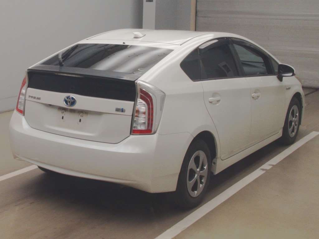 2014 Toyota Prius ZVW30[1]