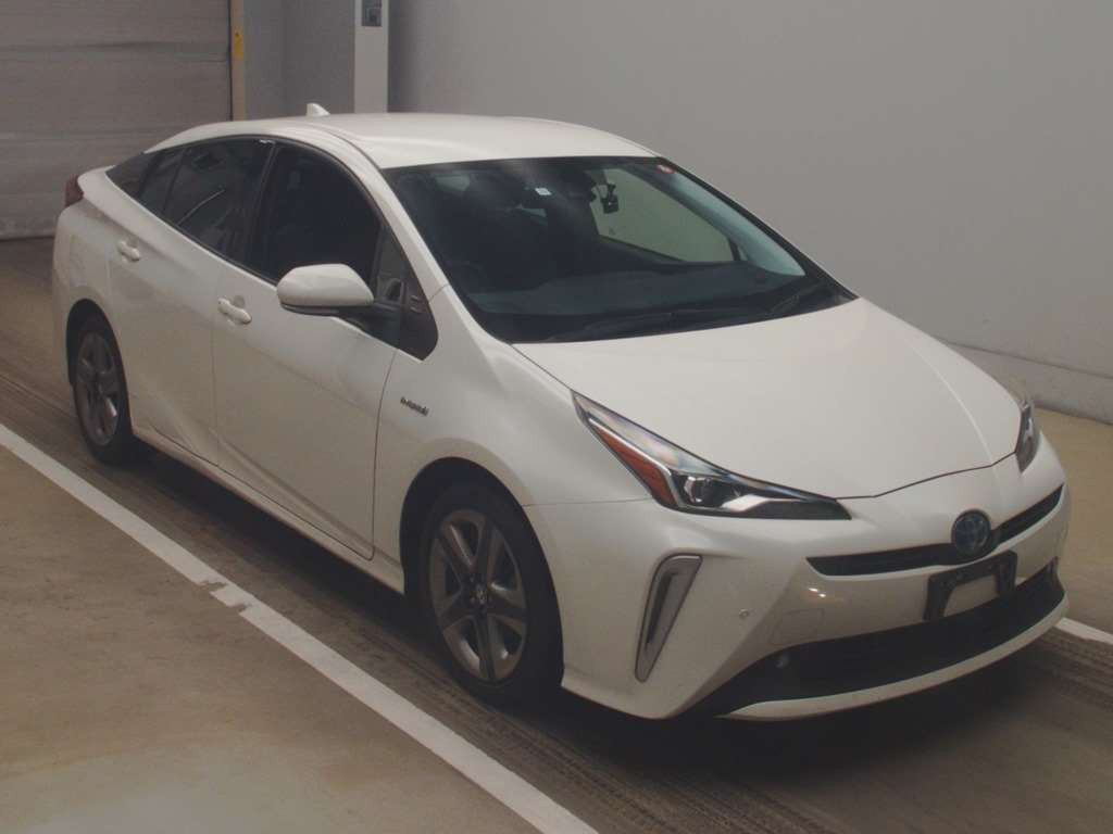 2019 Toyota Prius ZVW51[2]