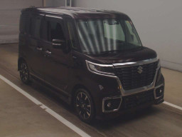 2018 Suzuki Spacia Custom