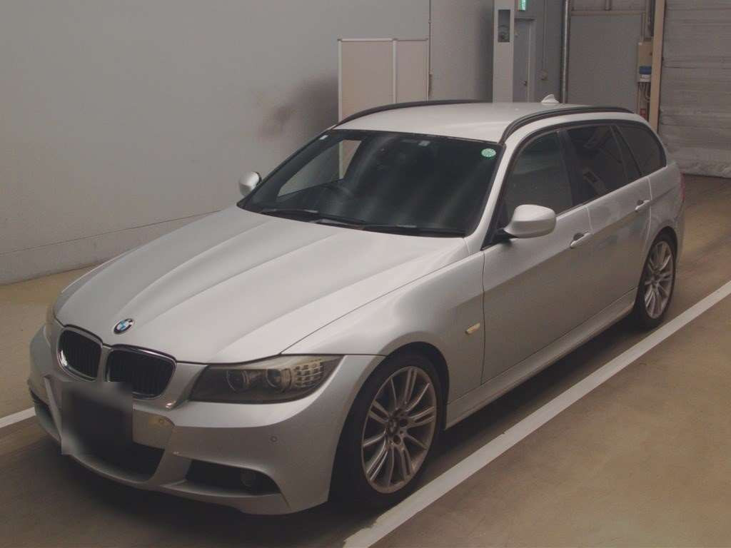 2011 BMW 3 Series US20[0]