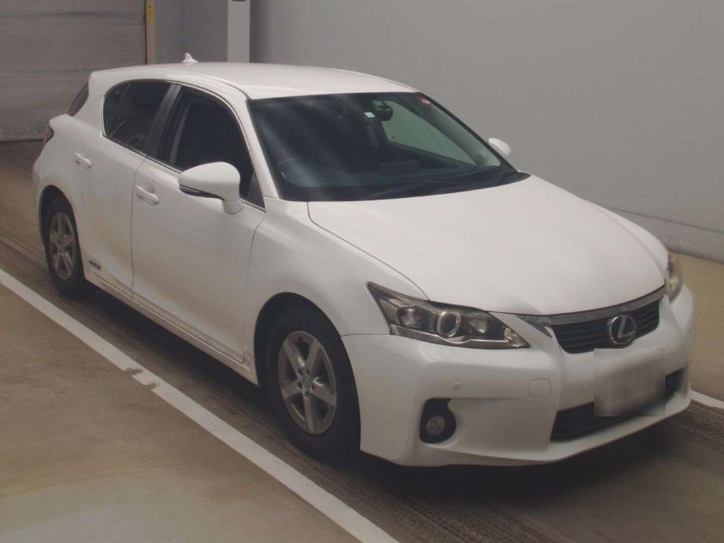 2012 Lexus CT ZWA10[2]