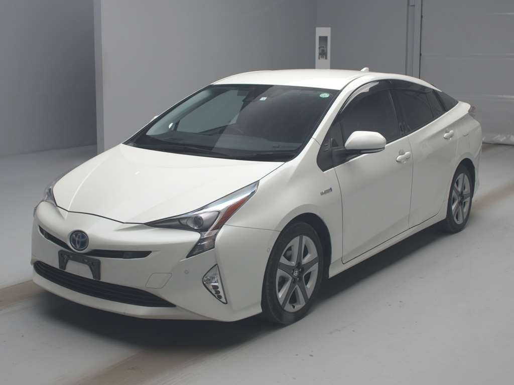 2016 Toyota Prius ZVW51[0]