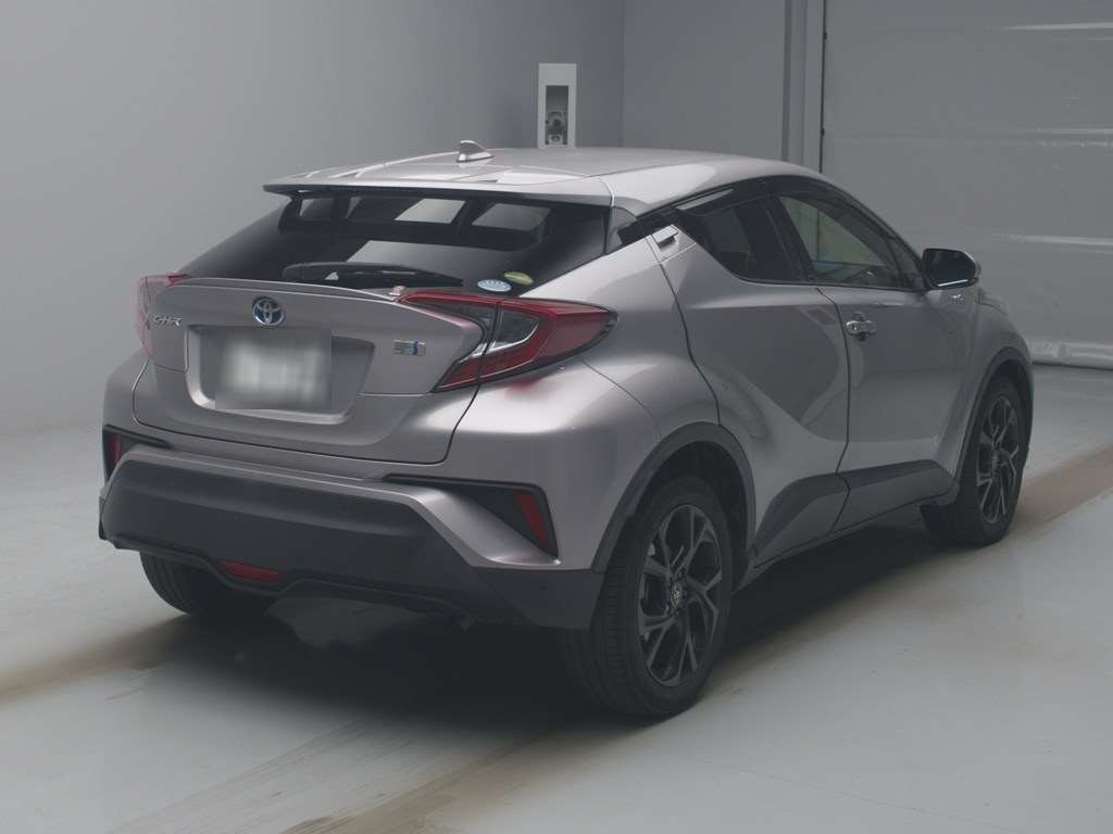 2019 Toyota C-HR ZYX10[1]