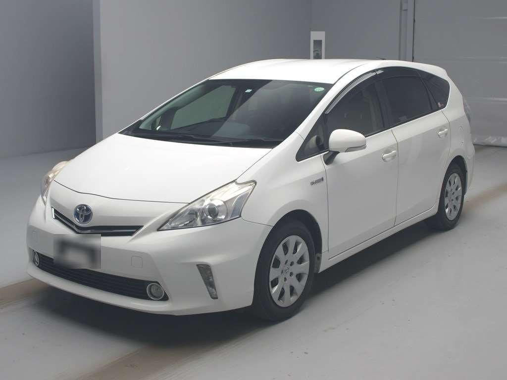 2012 Toyota Prius alpha ZVW41W[0]