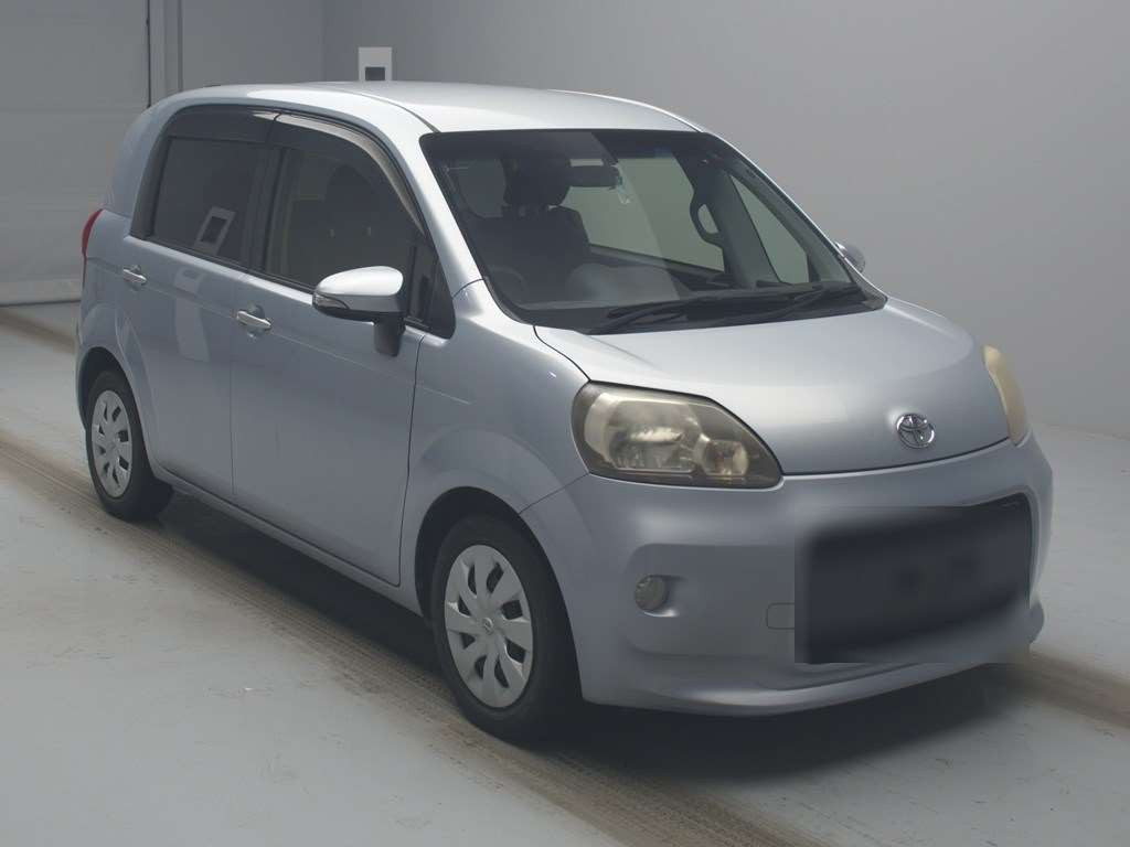 2013 Toyota Porte NCP141[2]