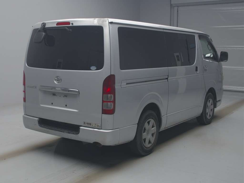 2007 Toyota Hiace Van KDH200V[1]