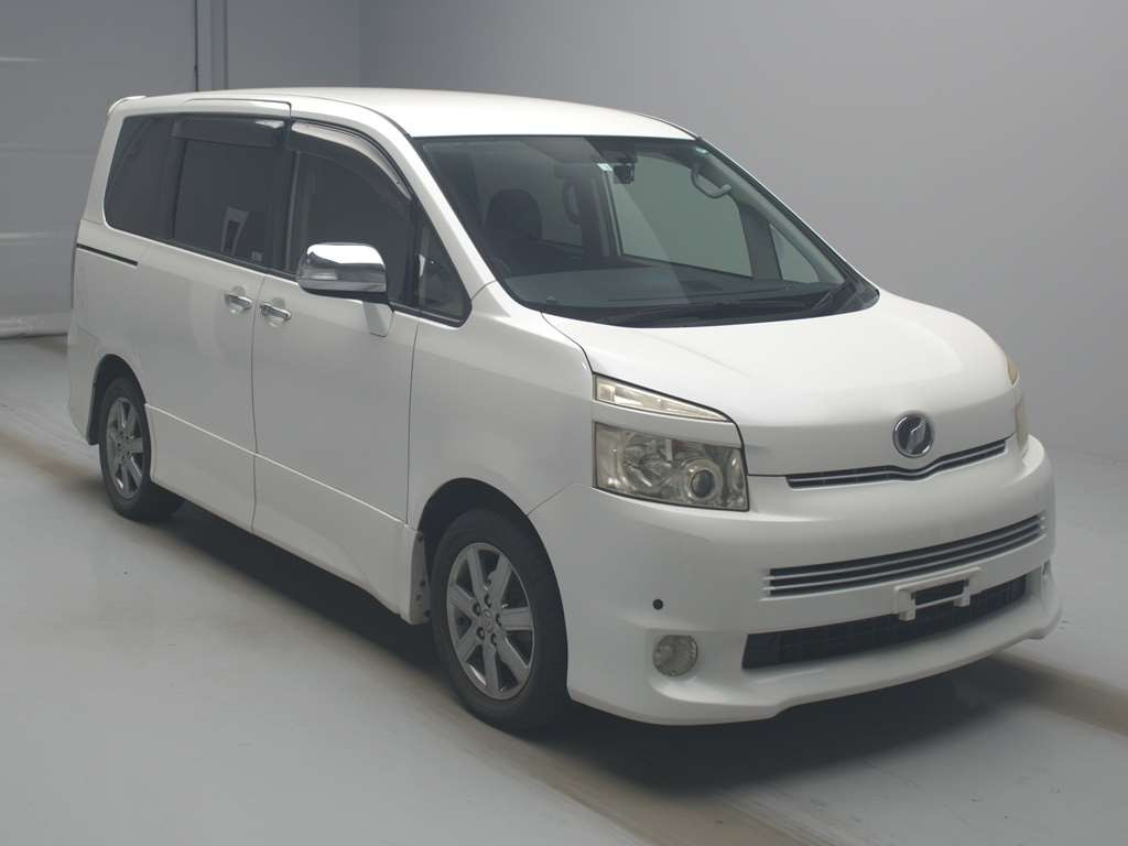 2010 Toyota Voxy ZRR70W[2]