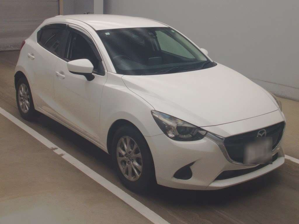 2015 Mazda Demio DJ3FS[2]