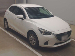 2015 Mazda Demio