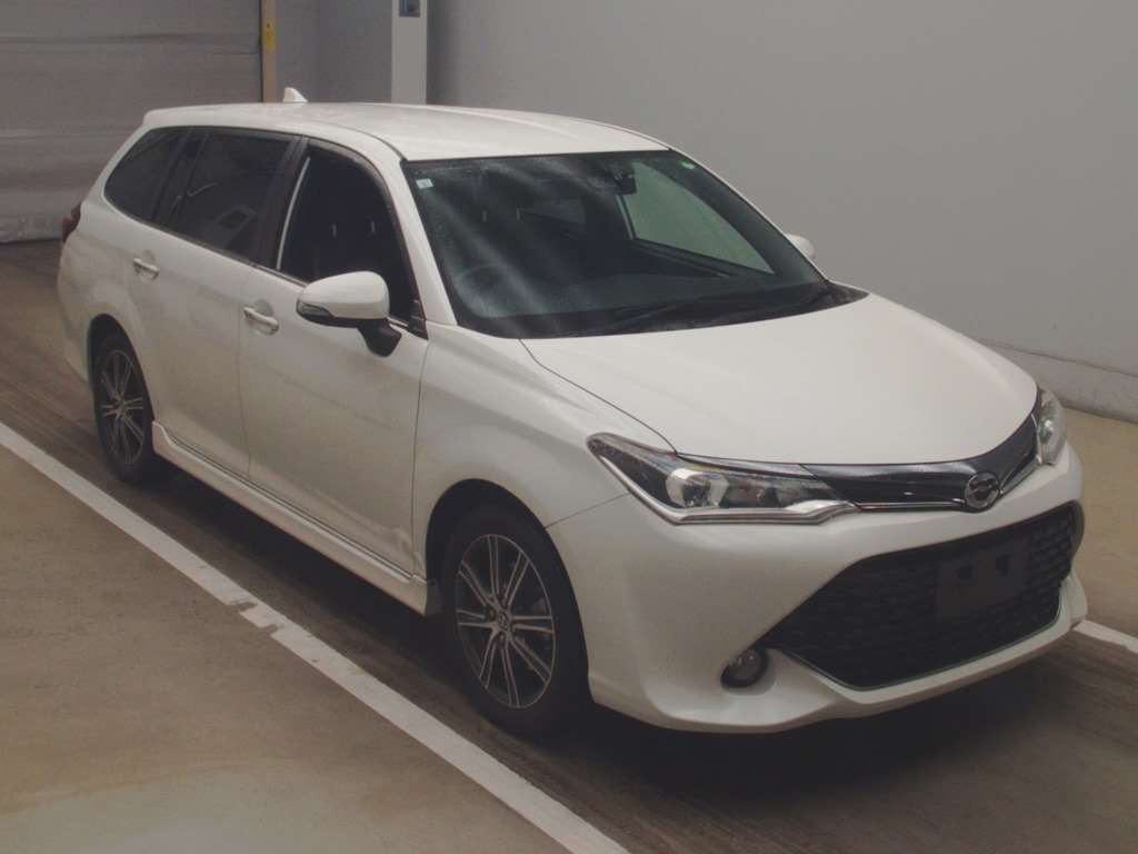 2017 Toyota Corolla Fielder NRE161G[2]