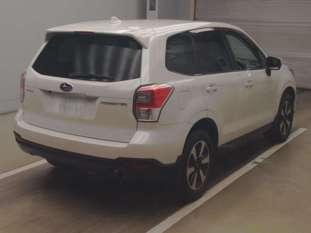 2016 Subaru Forester SJ5[1]