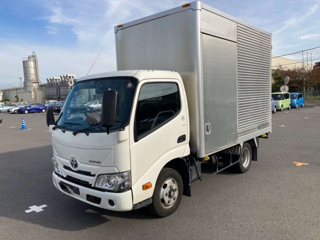 2019 Toyota Dyna Truck XZC605[0]