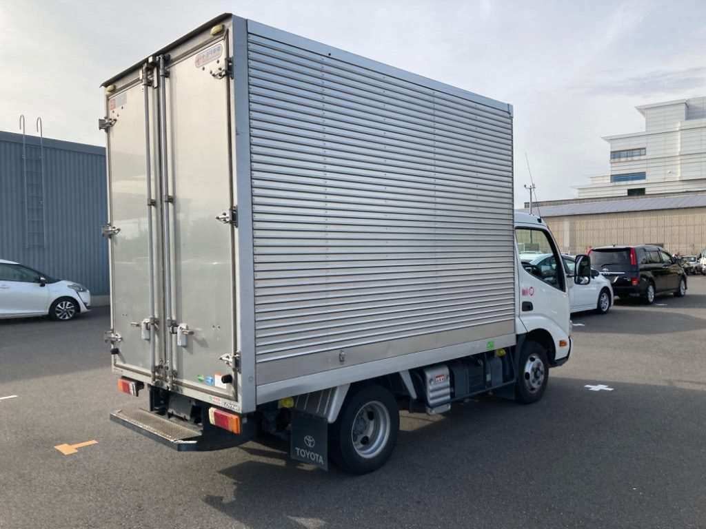 2019 Toyota Dyna Truck XZC605[1]