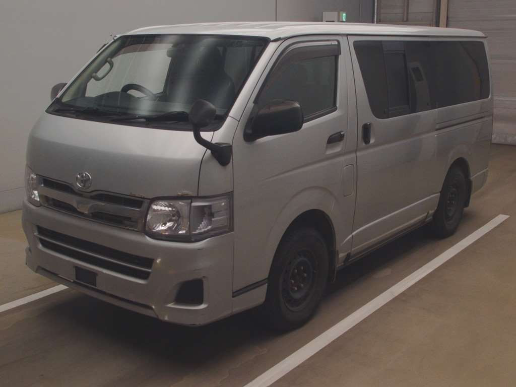 2011 Toyota Regiusace Van KDH206V[0]