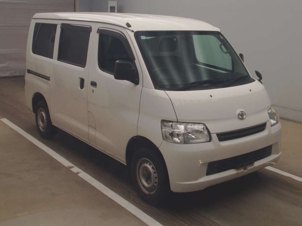 2019 Toyota Townace Van S402M[2]