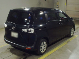 2015 Toyota Sienta