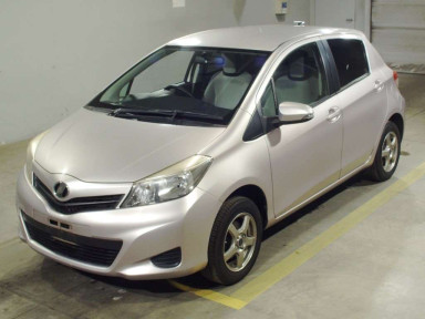 2011 Toyota Vitz