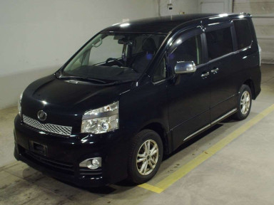 2013 Toyota Voxy