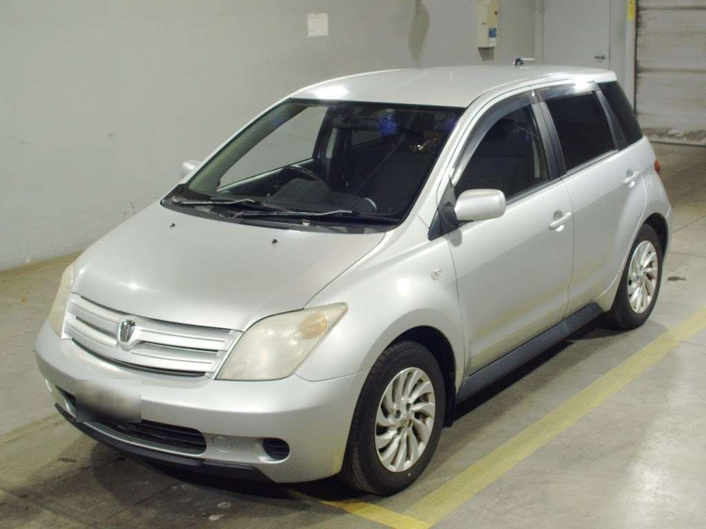 2002 Toyota IST NCP60[0]