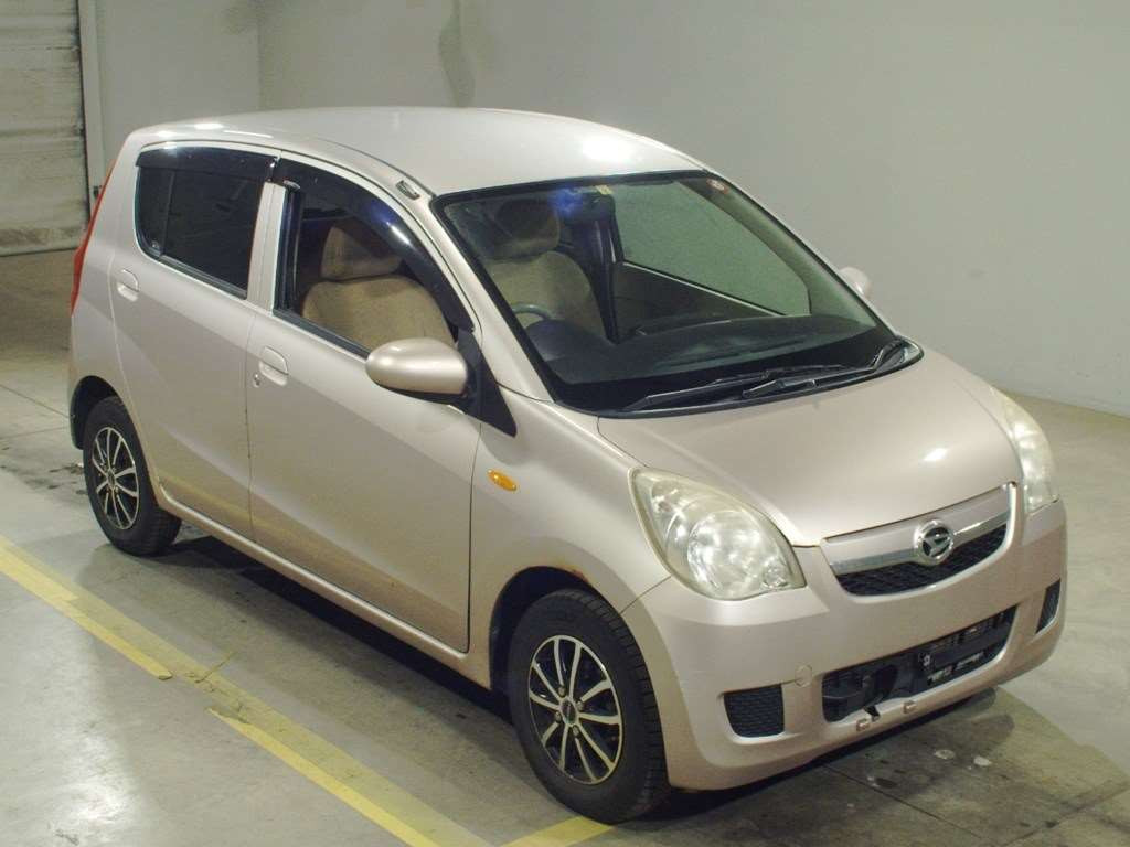 2010 Daihatsu Mira L285S[2]