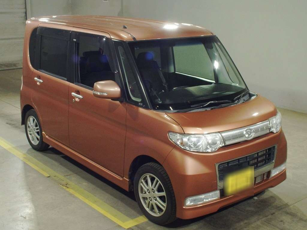 2010 Daihatsu Tanto Custom L385S[2]