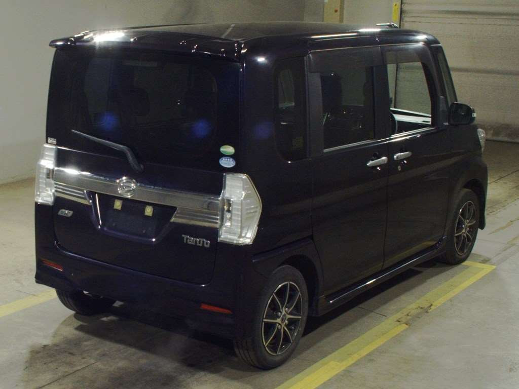 2013 Daihatsu Tanto Custom LA610S[1]