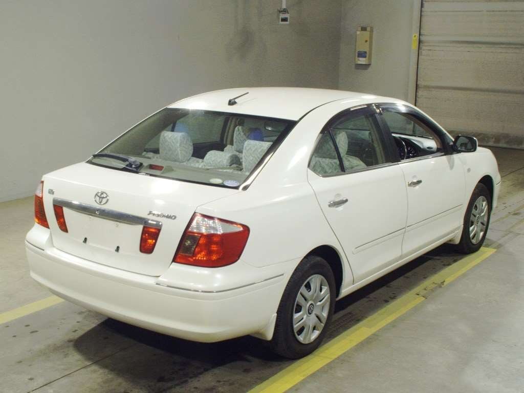 2004 Toyota Premio ZZT245[1]