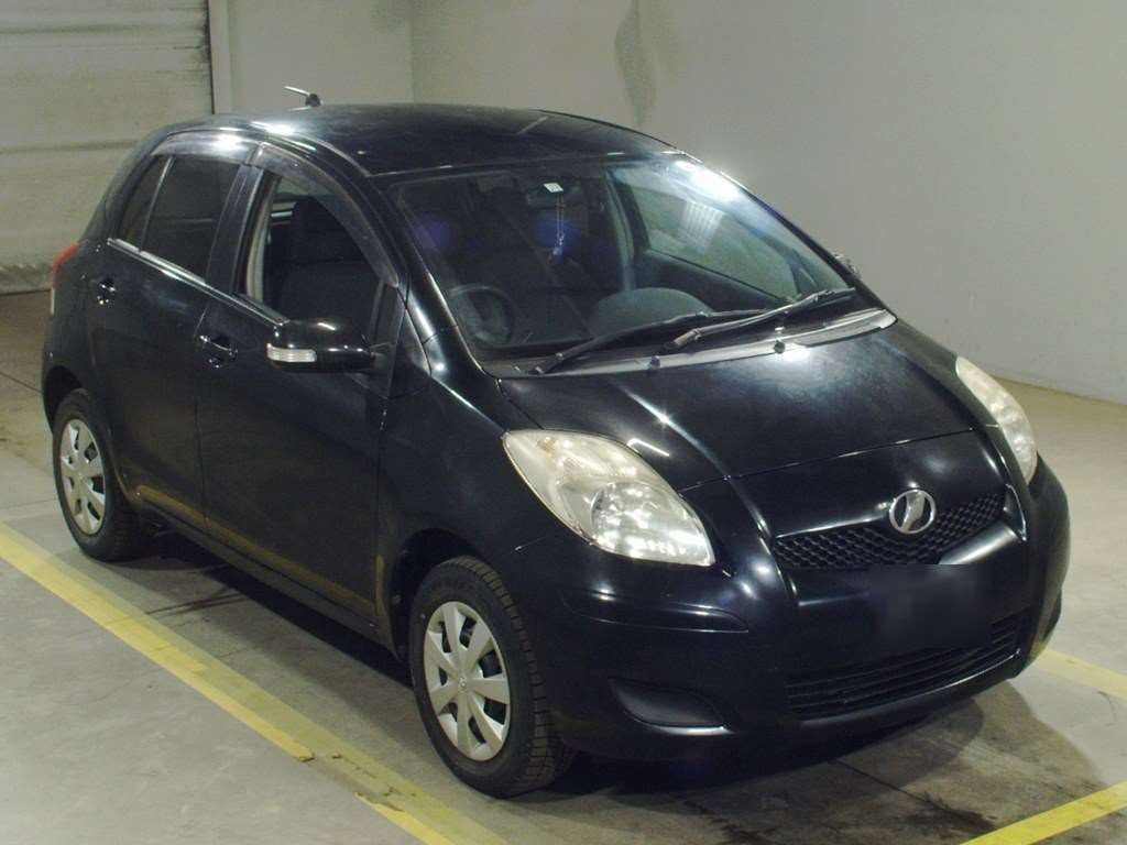 2009 Toyota Vitz NCP95[2]