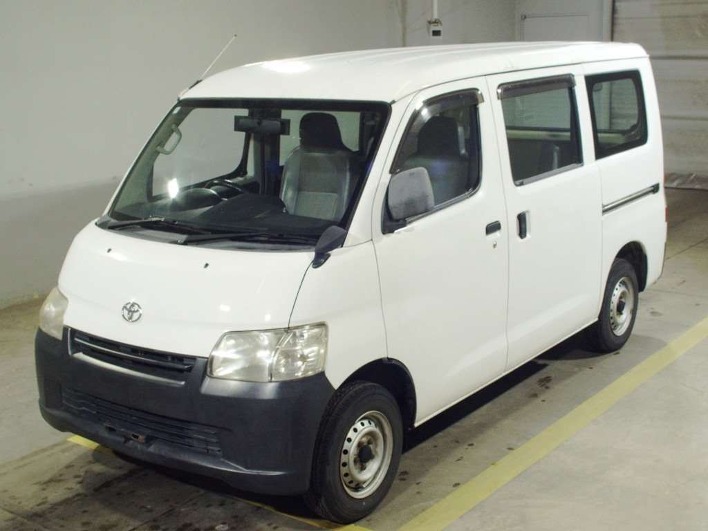 2011 Toyota Townace Van S412M[0]