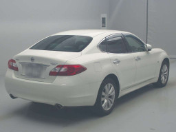 2010 Nissan Fuga